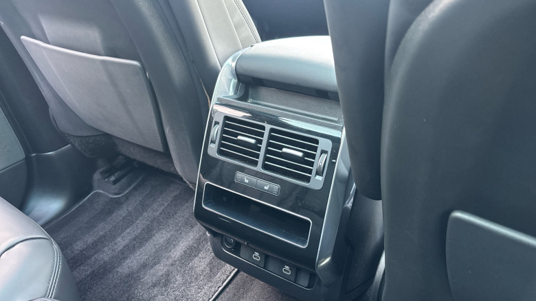 Land Rover Range Rover Sport 3.0 D300 HSE Silver 5dr Auto Diesel Estate